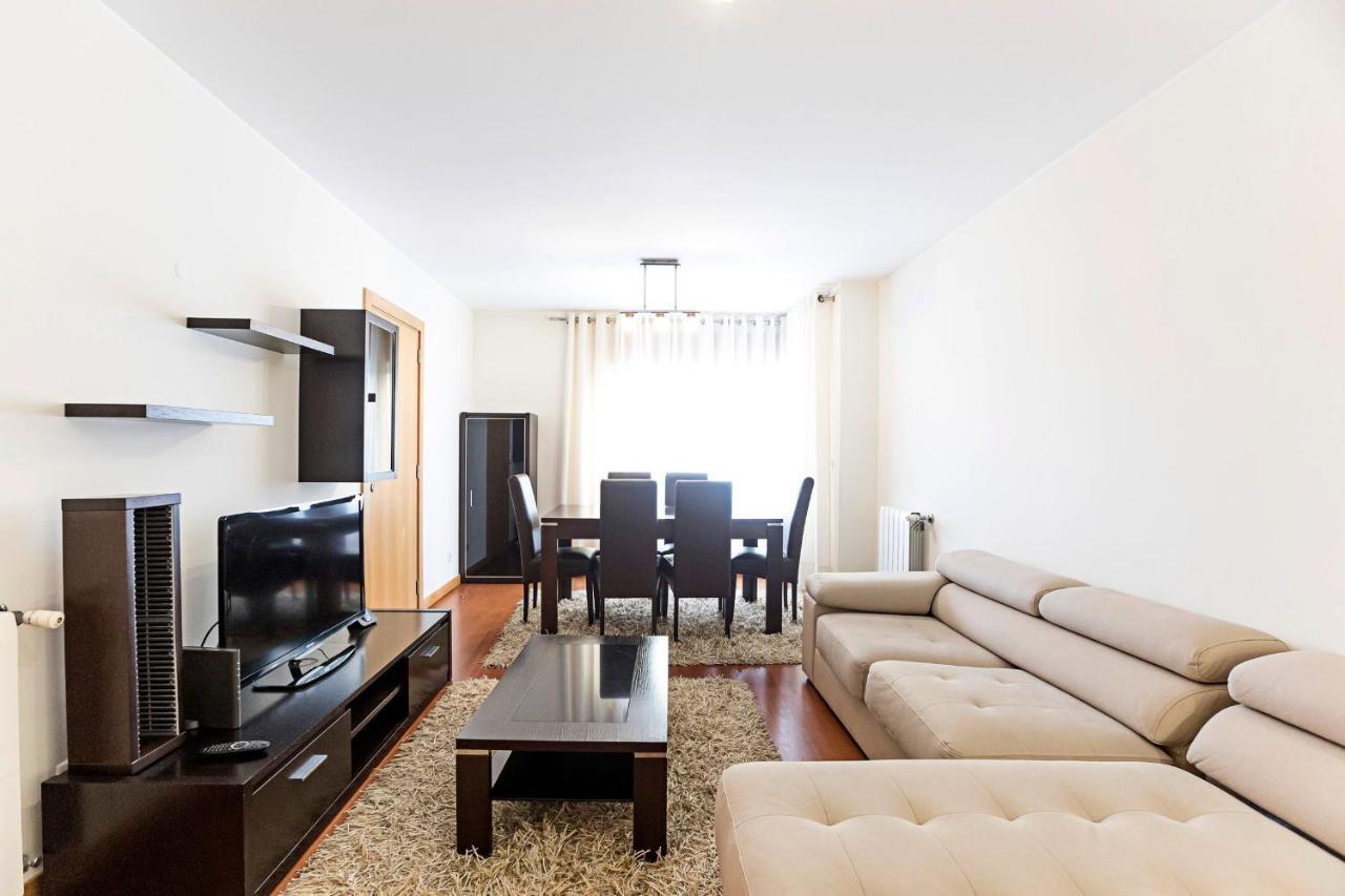 2Br Flat By Metro W/ Free Parking By Lovelystay Vila Nova de Gaia Eksteriør billede
